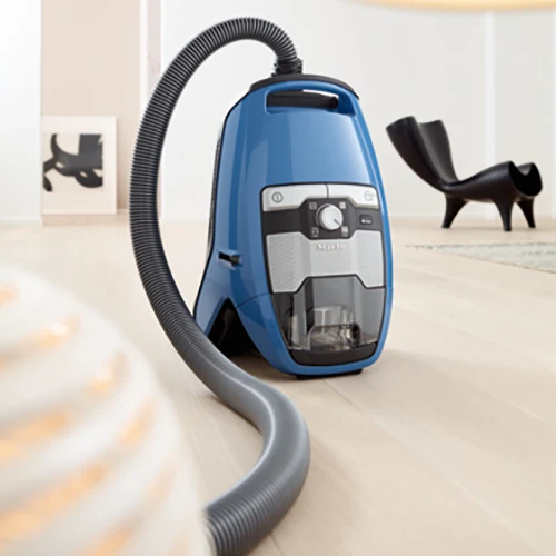 Miele Blizzard CX1 TurboTeam Bagless Vacuum CFR (Certified Factory Reconditioned) - Image 6