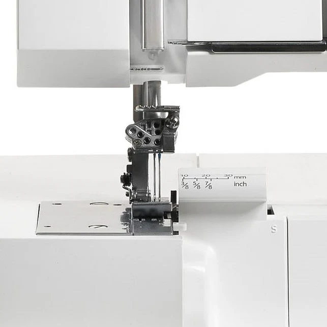 Husqvarna Viking Huskylock S21 - Image 3