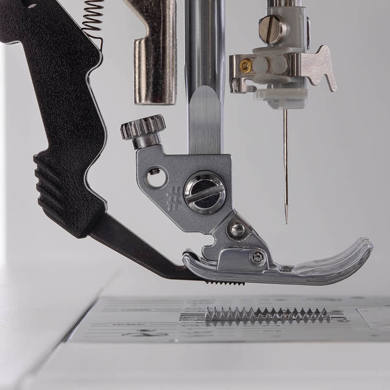 Pfaff Ambition 620 Sewing and Quilting Machine - Image 4